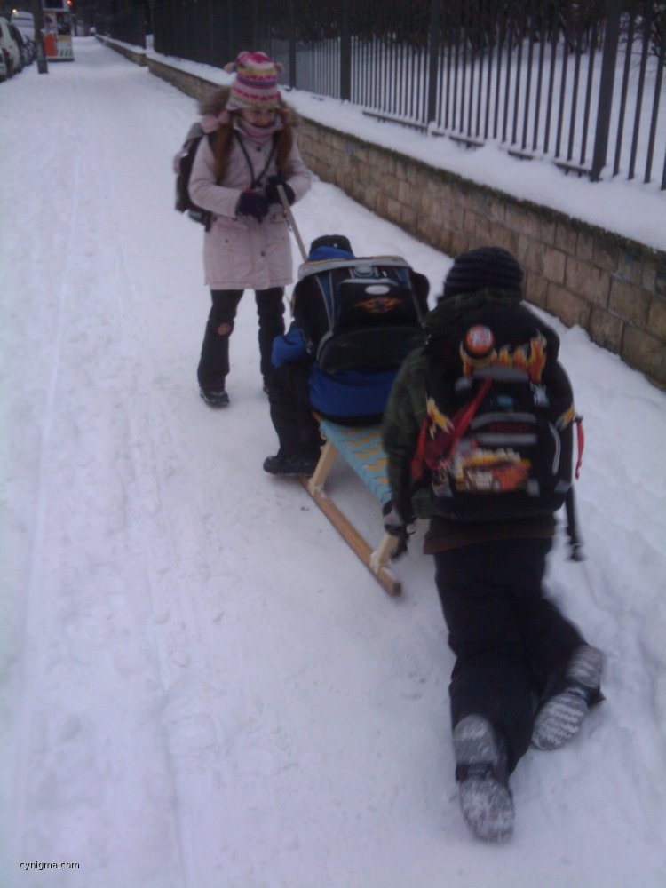 snow-phun-in-the-morning
